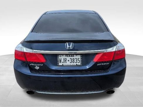 Used 2015 Honda Accord Sport image 4