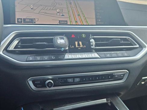 Used 2022 BMW X5 xDrive45e w/ M Sport Package image 21