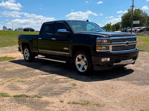 Used 2014 Chevrolet Silverado 1500 High Country w/ High Country Premium Package AWD/4WD image 7