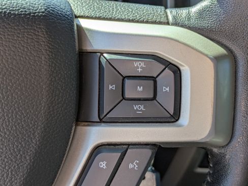 Used 2019 Ford F250 Lariat w/ Chrome Package AWD/4WD image 25