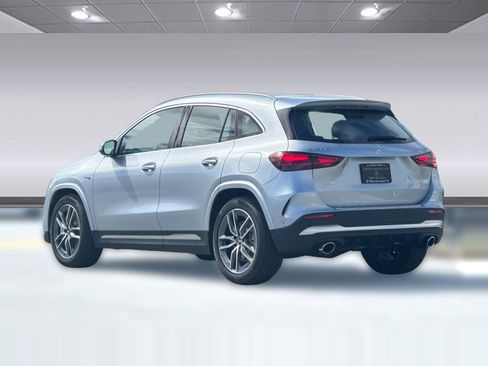 New 2026 Mercedes-Benz GLA 35 AMG 4MATIC image 3