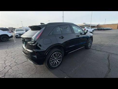 Used 2025 Cadillac XT4 Sport image 8