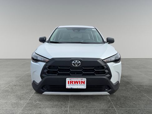 New 2026 Toyota Corolla Cross L image 8