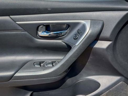 Used 2015 Nissan Altima 2.5 S w/ Special Edition Package FWD image 20