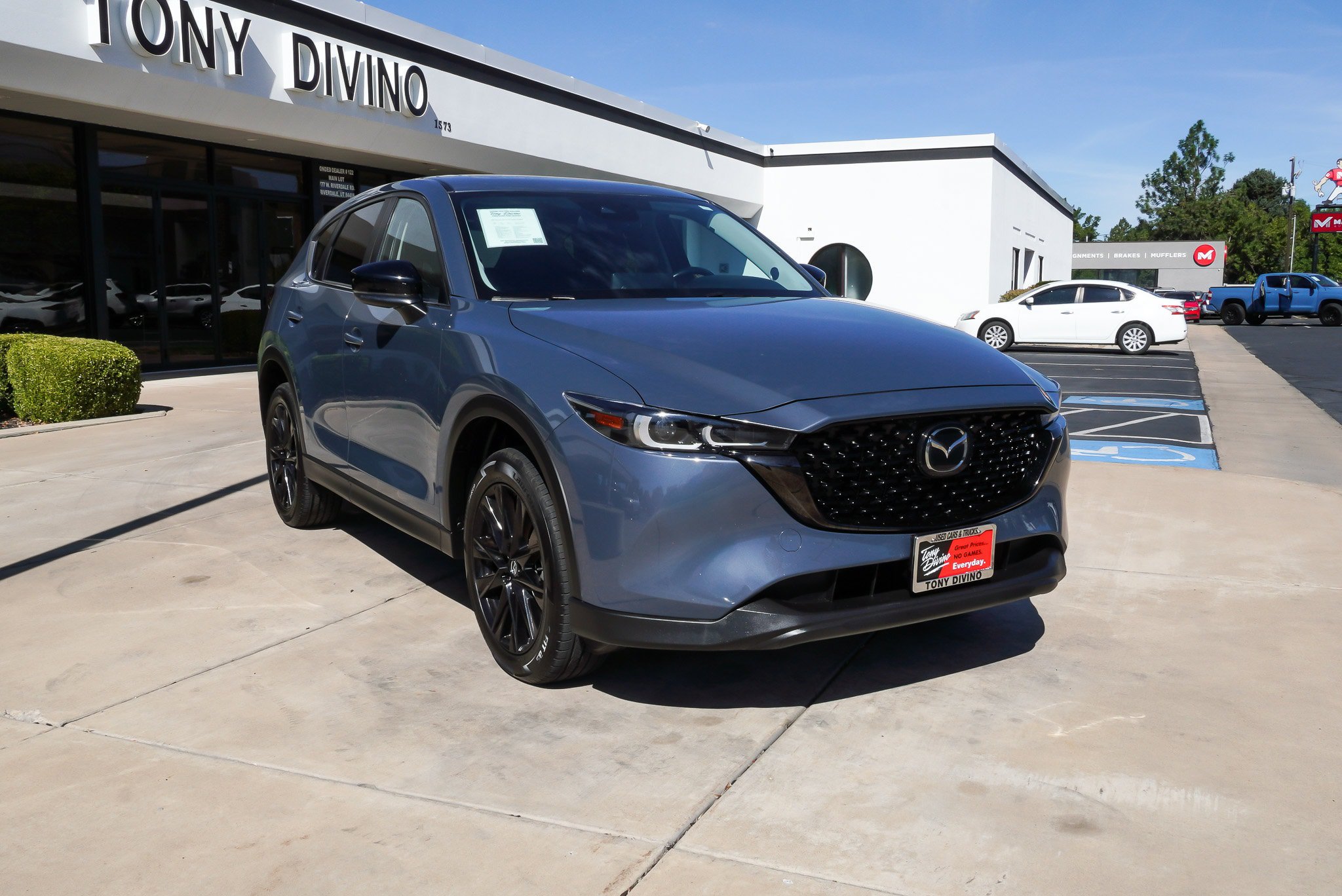 Used 2024 MAZDA CX-5 Carbon Edition AWD/4WD image 2