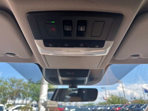 Certified 2023 Nissan Rogue Platinum FWD image 23