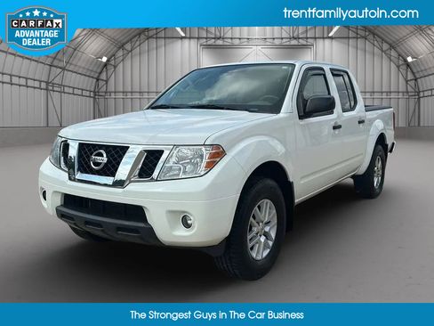 Used 2019 Nissan Frontier SV w/ Value Truck Package image 2