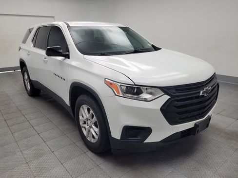 Used 2019 Chevrolet Traverse LS w/ LPO, Blackout Package FWD image 13