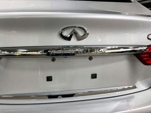 Used 2014 INFINITI Q50 Premium w/ Deluxe Technology Package image 10