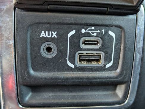 Used 2021 Jeep Wrangler Unlimited Sport image 23