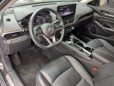 Used 2023 Nissan Altima 2.5 SL AWD/4WD image 13