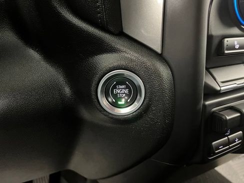 Used 2019 Chevrolet Silverado 1500 LT w/ All-Star Edition AWD/4WD image 23