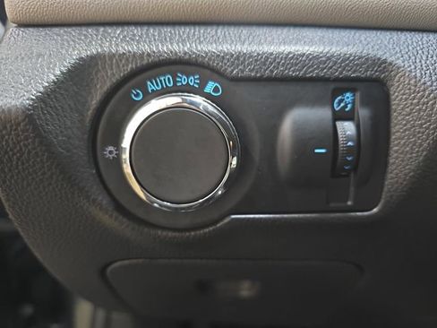 Used 2012 Chevrolet Cruze LT image 22