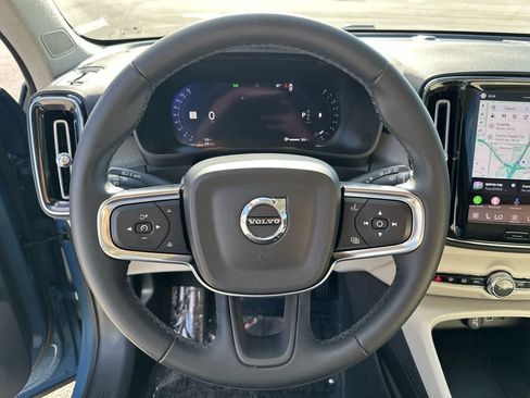 Used 2023 Volvo XC40 B5 Plus w/ Driver Assist Package AWD/4WD image 24