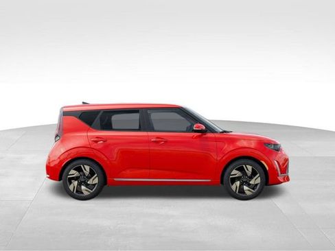 Used 2025 Kia Soul GT-Line image 8