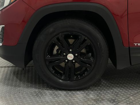 Used 2018 GMC Terrain SLE w/ Driver Convenience Package image 33