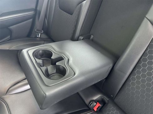 Used 2019 Jeep Compass Latitude w/ Cold Weather Group image 34