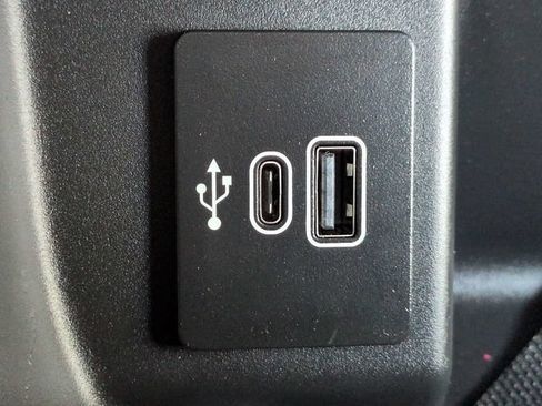 Used 2025 Ford F150 Lightning Flash AWD/4WD image 22