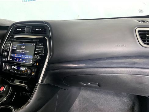 Used 2023 Nissan Maxima Platinum w/ Sport Mat Group FWD image 12