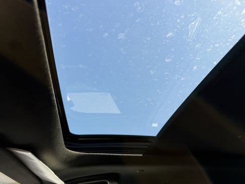 Certified 2025 Cadillac XT5 Premium Luxury image 21