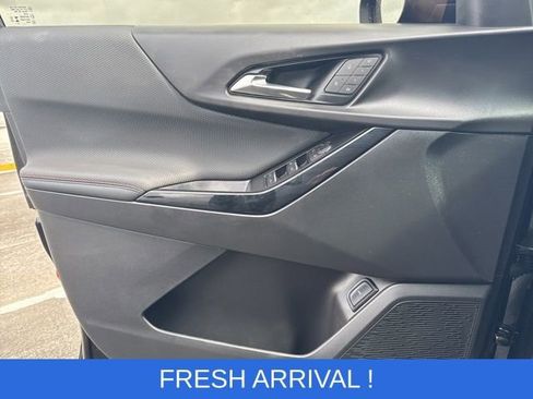 Used 2025 Chevrolet Equinox RS w/ Safety and Technology Package image 10