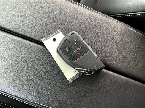 Used 2024 Buick Envision Preferred AWD/4WD image 34
