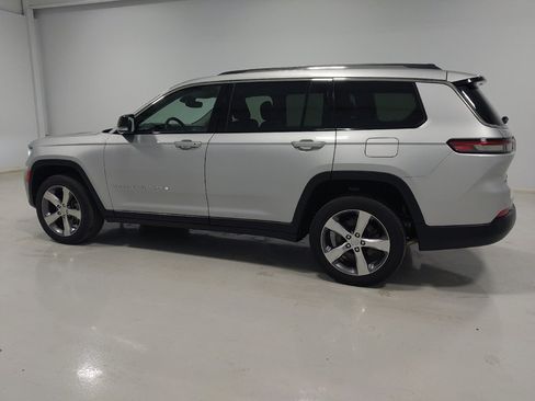 Used 2021 Jeep Grand Cherokee L Limited AWD/4WD image 3