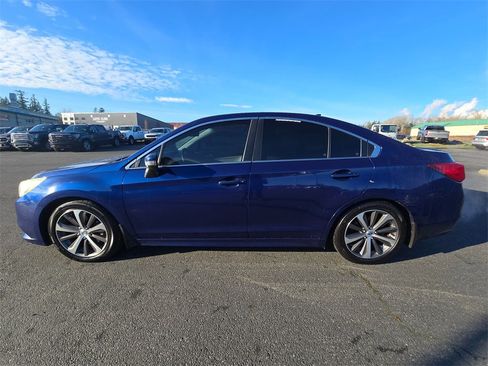Used 2017 Subaru Legacy 3.6R Limited image 7