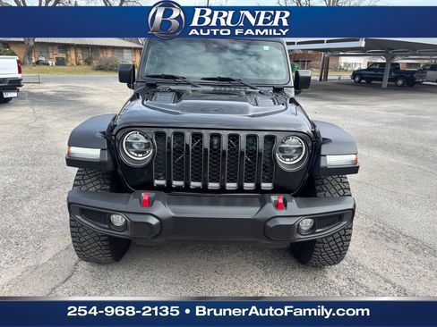 Used 2021 Jeep Wrangler Unlimited Rubicon image 2