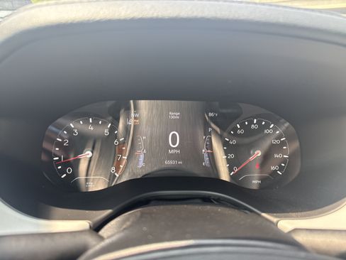 Used 2022 Jeep Compass Limited AWD/4WD image 21