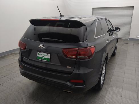 Used 2020 Kia Sorento LX FWD image 7