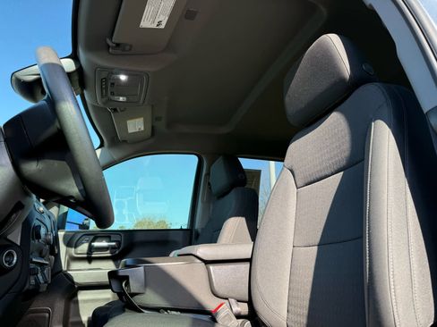 Used 2024 Chevrolet Silverado 2500 Custom w/ Custom Value Package image 24