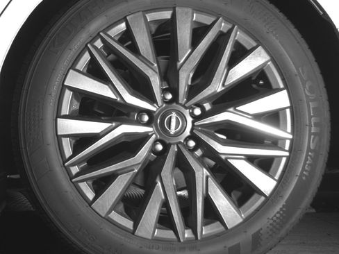 Used 2025 Nissan Altima 2.5 SV FWD image 17