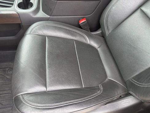 Used 2019 GMC Sierra 1500 SLT w/ SLT Premium Plus Package image 4