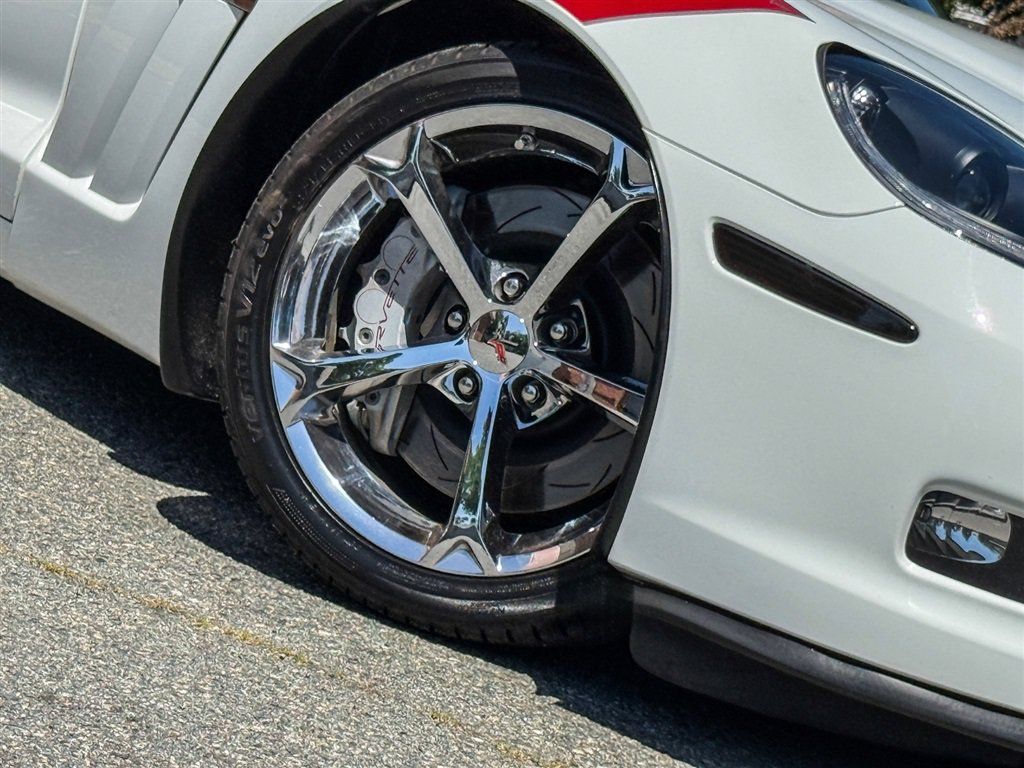 Used 2010 Chevrolet Corvette Grand Sport w/ Preferred Equipment Group RWD image 32