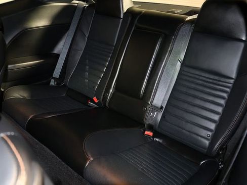 Used 2016 Dodge Challenger R/T Scat Pack RWD image 15
