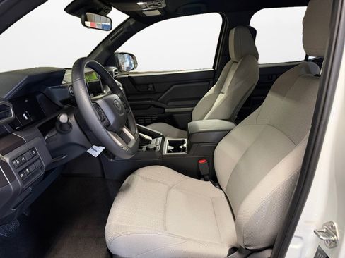 Used 2025 Toyota 4Runner SR5 image 11