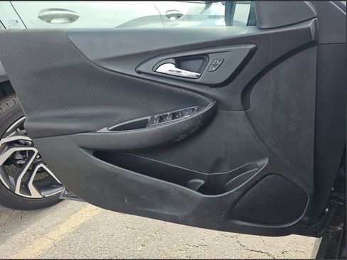 Used 2020 Chevrolet Malibu LS image 16