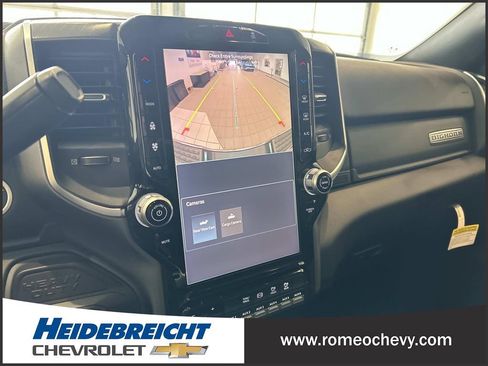 Used 2025 RAM 3500 Big Horn AWD/4WD image 23