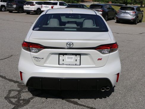 Used 2024 Toyota Corolla SE FWD image 4