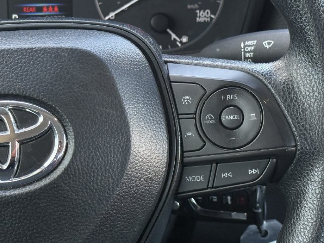 Used 2025 Toyota Corolla LE FWD image 16