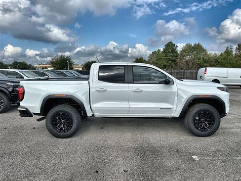 New 2026 GMC Canyon Elevation w/ Convenience Package image 10