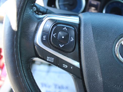 Used 2017 Toyota Camry XLE w/ Moonroof Package image 23