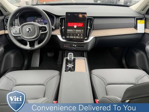 New 2026 Volvo XC90 B6 Plus w/ Protection Package Premier image 2