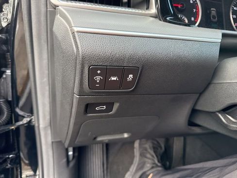 Used 2024 Kia K5 GT-Line w/ GT-Line Premium Package image 8