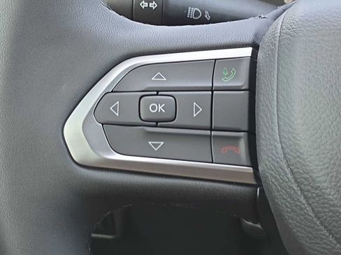 New 2026 Jeep Compass Latitude AWD/4WD image 33
