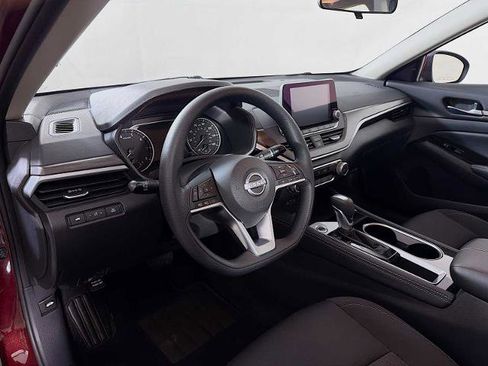 Certified 2023 Nissan Altima 2.5 SV image 7