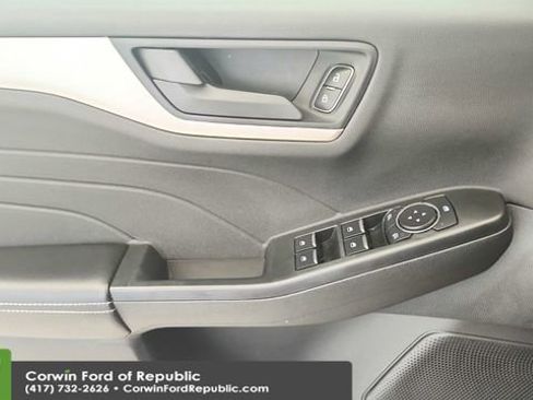 Certified 2022 Ford Escape SE FWD image 21
