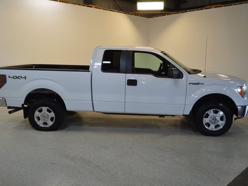 Used 2012 Ford F150 XLT AWD/4WD image 2