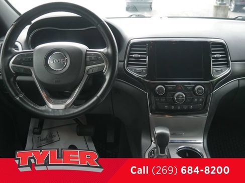 Used 2021 Jeep Grand Cherokee Limited AWD/4WD image 42